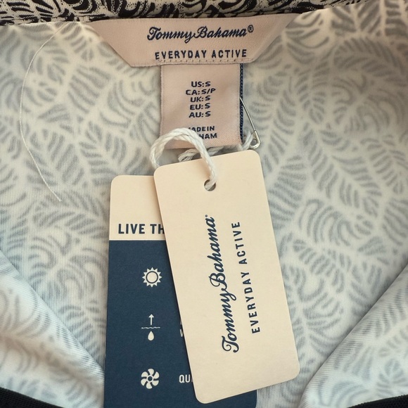 Tommy Bahama Everyday Active Mesh Long Sleeve Shirt - Picture 6 of 7